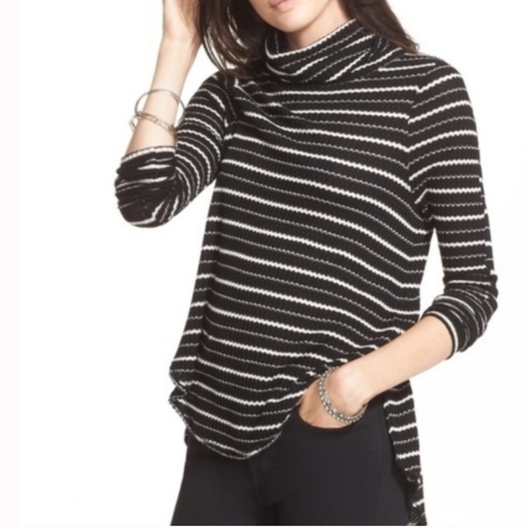 We the Free Kristina drippy thermal top - Picture 1 of 7